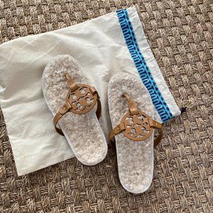 Tory Burch Miller shearling sandals in size 8 - never worn